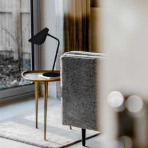 SOBREMESA METAL NEGRO